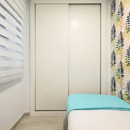 Encanto Playa Chica Apartamento *